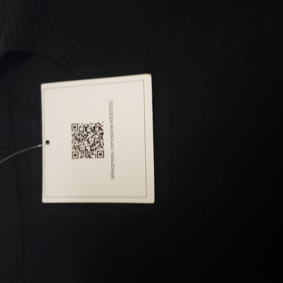 Ali express black crewneck sweater. XL - Picture 2 of 6